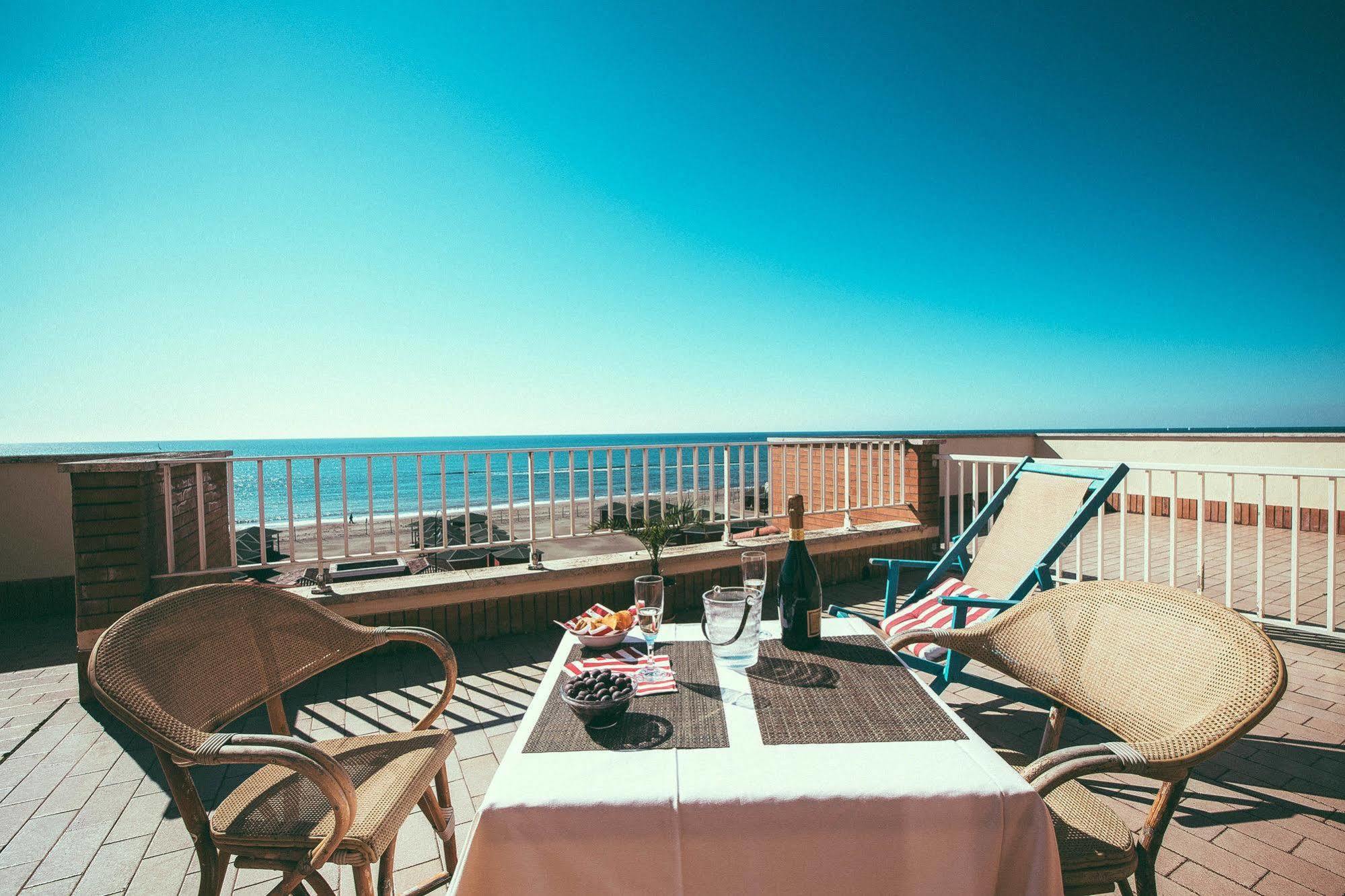 Hotel Sirenetta Lido di Ostia Esterno foto